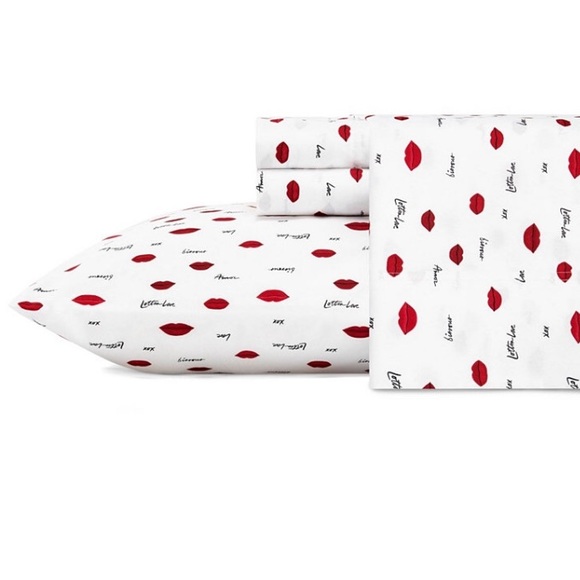 👄❤️ Betsy Johnson full sheet set - Picture 2 of 5